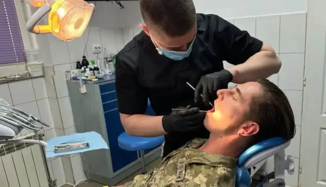 У Миколаєві військові та ветерани можуть безкоштовно лікувати зуби в чотирьох поліклініках